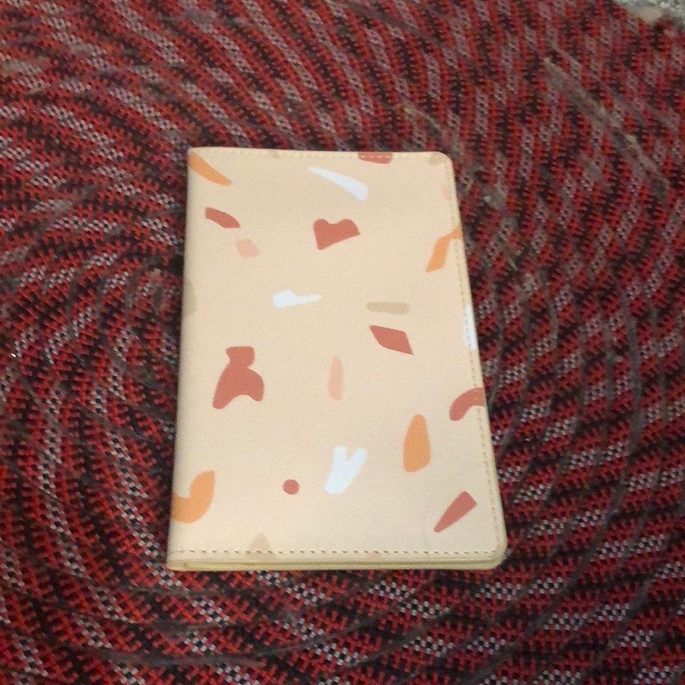 CauseBox/Alltrue Exclusive Glass Ladder Wallet/Passport Holder